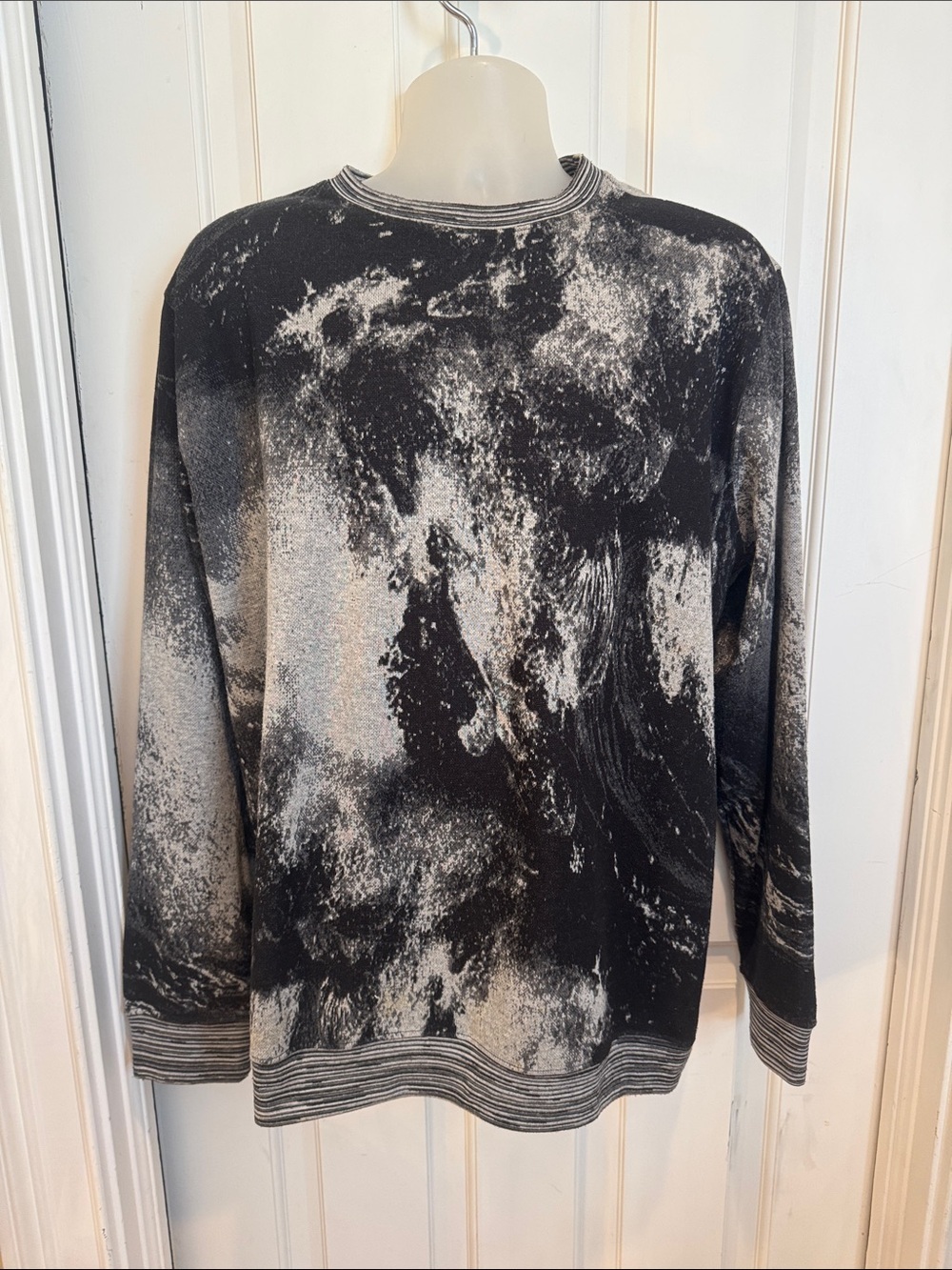 Iuter black and gray sweatshirt Made in Italy 🇮🇹